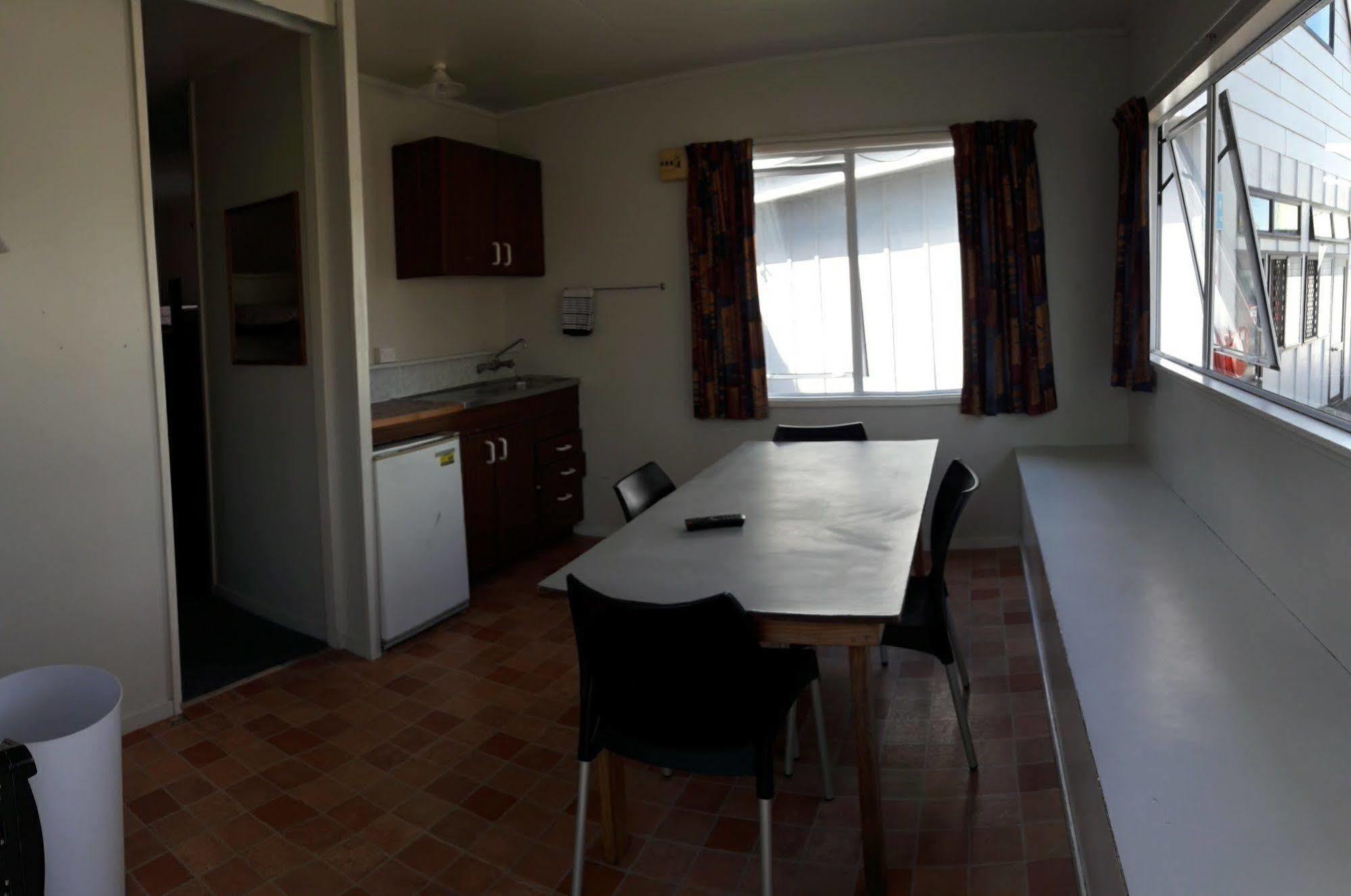 Auckland Northshore Motels & Holiday Park Экстерьер фото