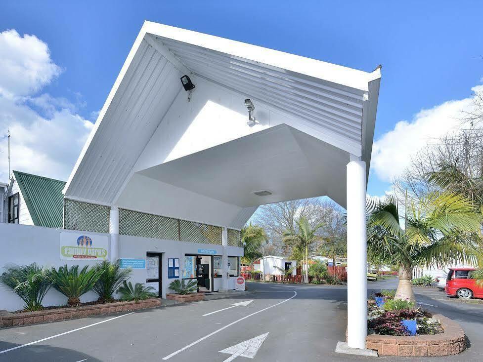 Auckland Northshore Motels & Holiday Park Экстерьер фото
