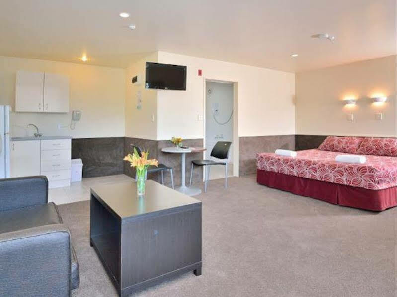 Auckland Northshore Motels & Holiday Park Экстерьер фото